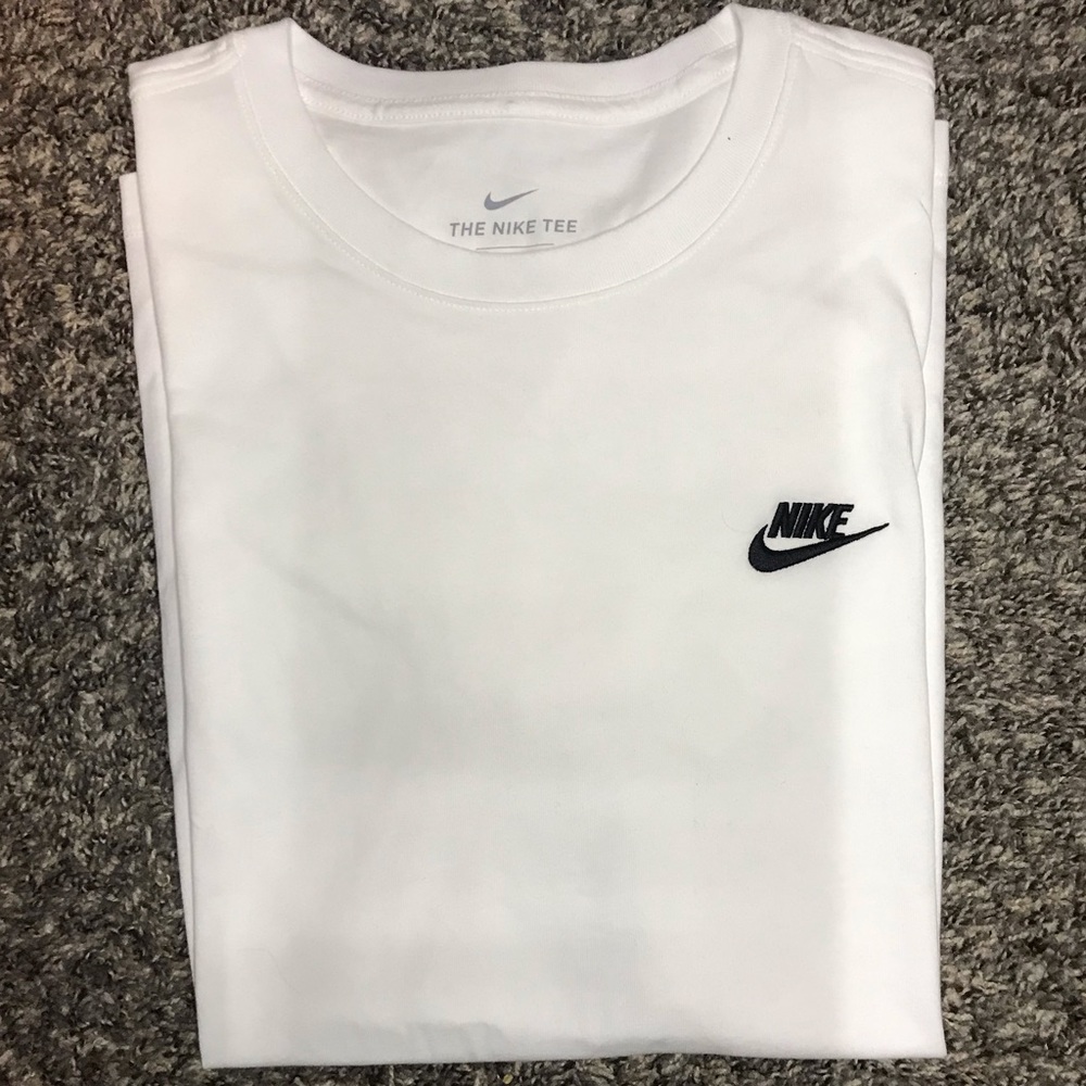White Nike T-Shirt